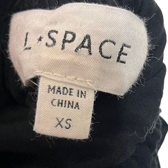 Welcome to my closet!This item has sold. - Picture 8 of 10